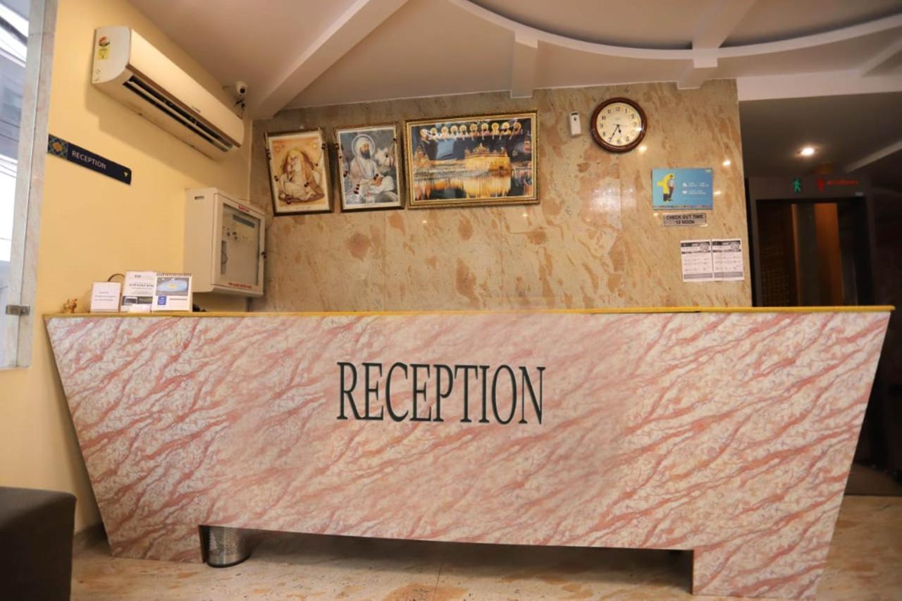 Aries Hotel 3*